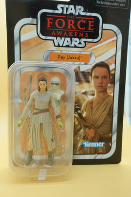 Rey. Jakku. The Force Awakenes. Star Wars. Kenner. 2017